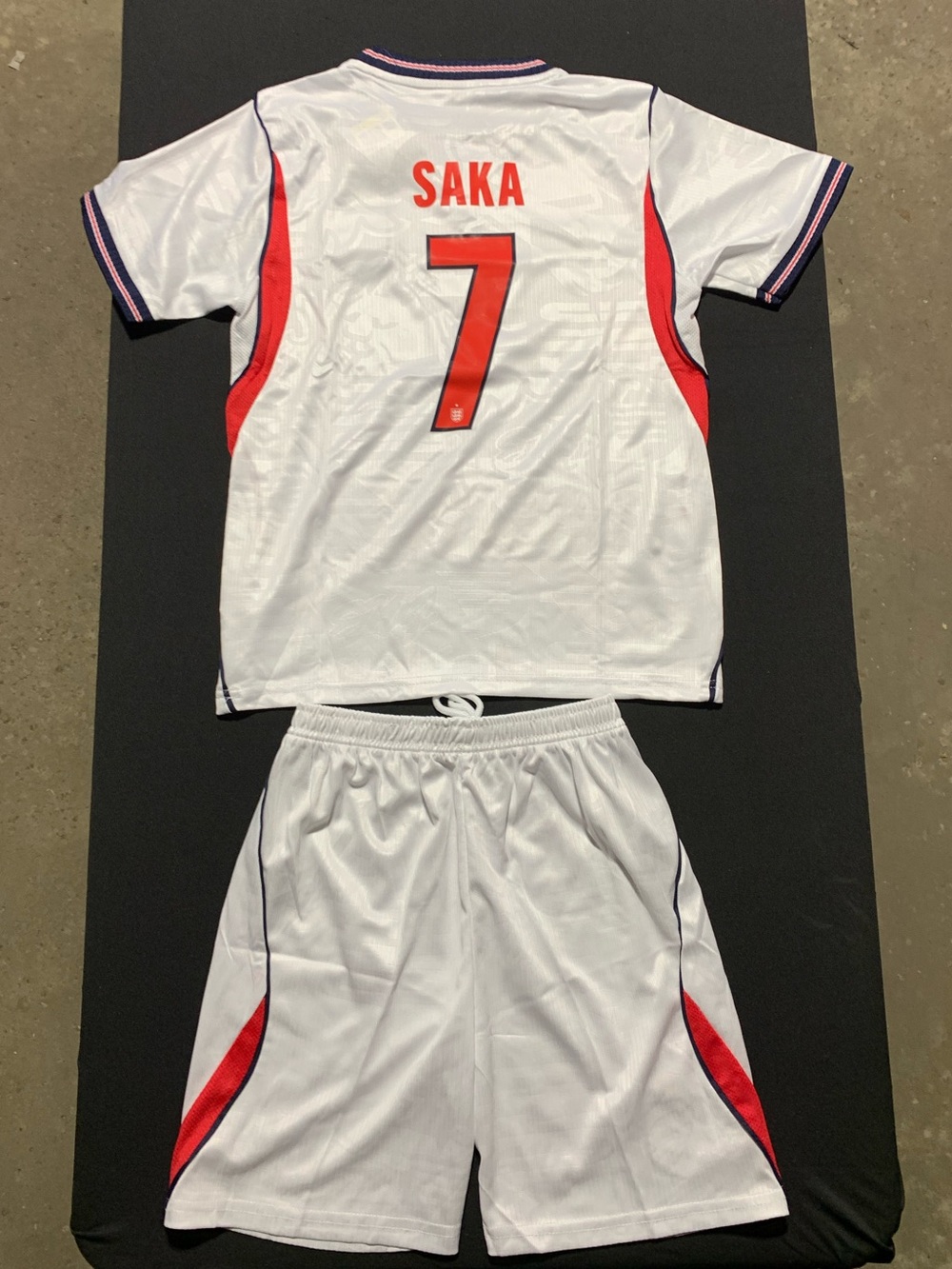 Kids 2026 England Jerseys - Picture 8 of 13